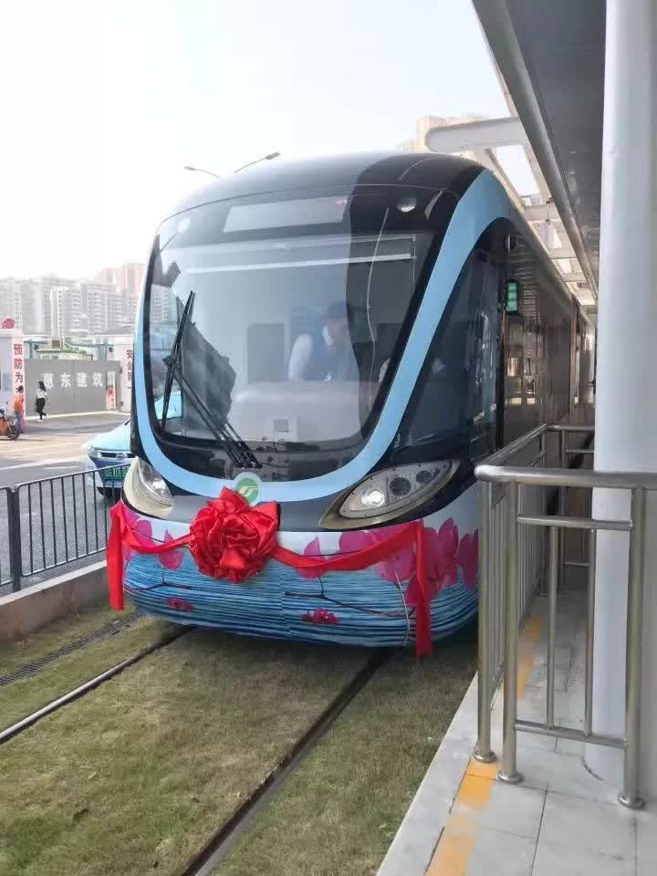 深圳有軌電車最新消息,深圳有軌電車最新消息，科技風潮席卷城市，暢享智能出行新時代