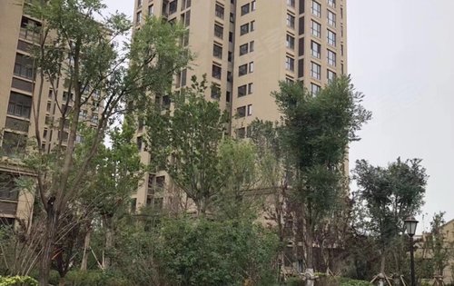 萬城聚豪高層最新房價及巷弄深處特色小店探秘