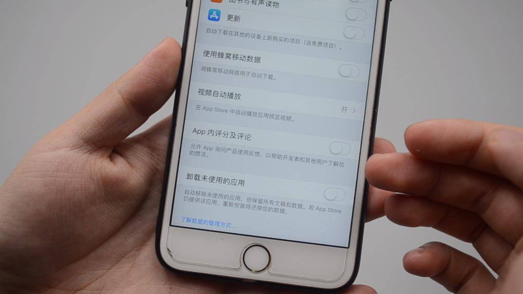 探索最新手機觀影方式，時代變遷中的影像消費潮流