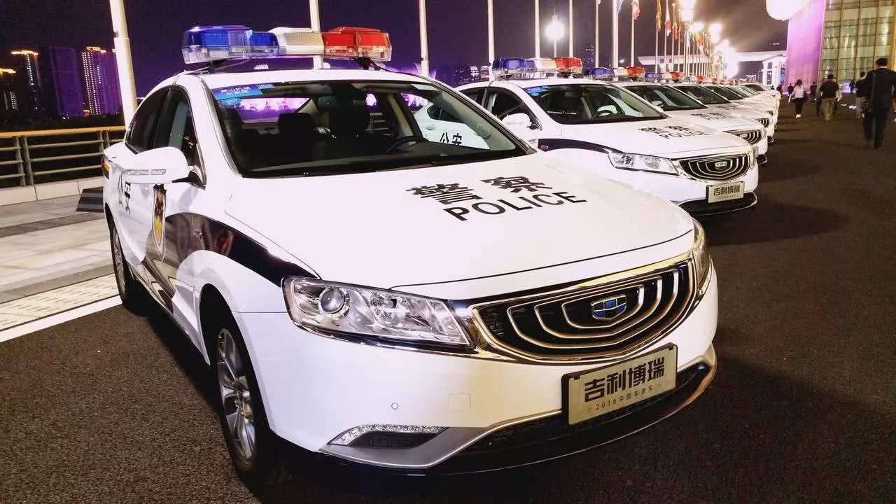 警車最新款，科技、功能與未來的完美交融