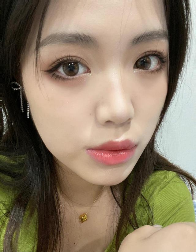 浙江化妝比賽,浙江化妝比賽，從妝容變化中找尋自信與成就，一場美麗蛻變的勵志之旅