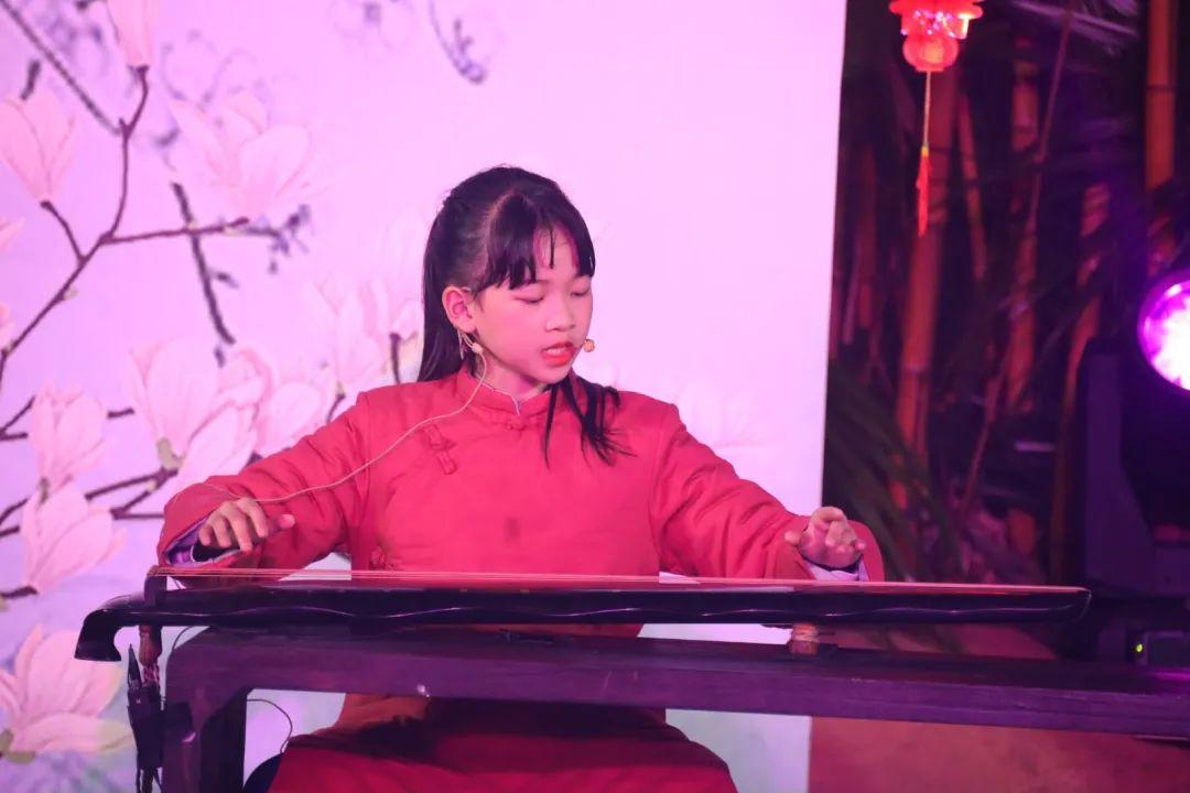 曉港公園資訊,曉港公園，綠意盎然中的歷史印記與時代回響