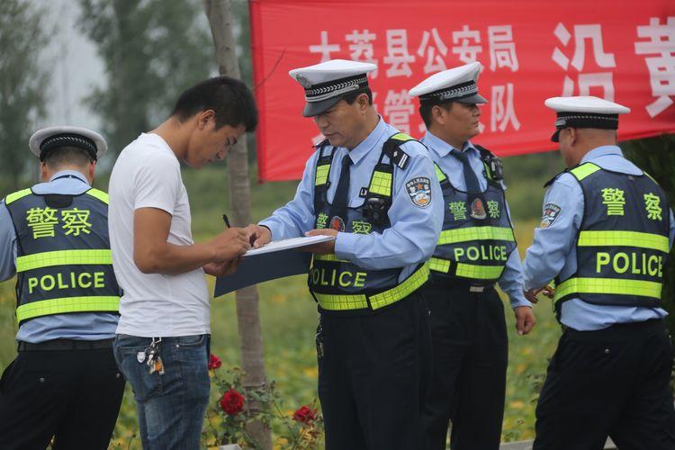 最新車禍模擬視頻揭示瞬間心驚肉跳的驚險瞬間