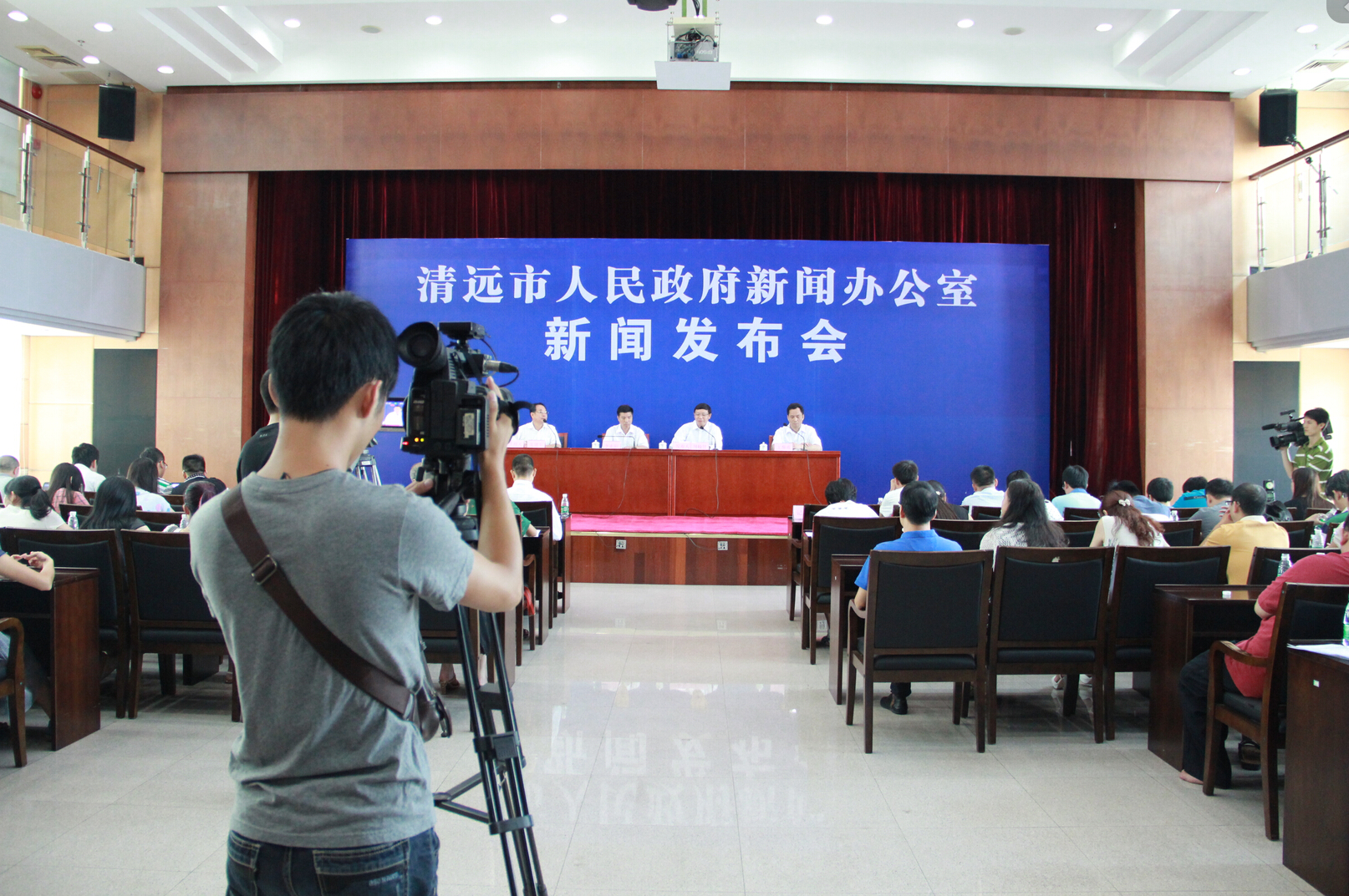 清遠周歧賢最新動態，與自然美景共游，探尋內心寧靜之地
