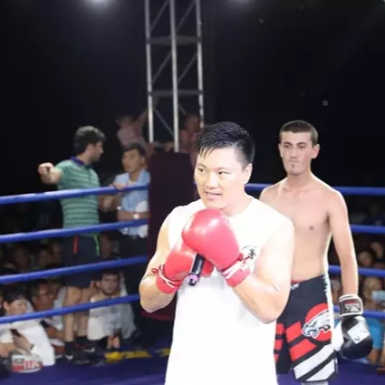 武林風孫武的最新動態，小巷深處的武林特色小店揭秘