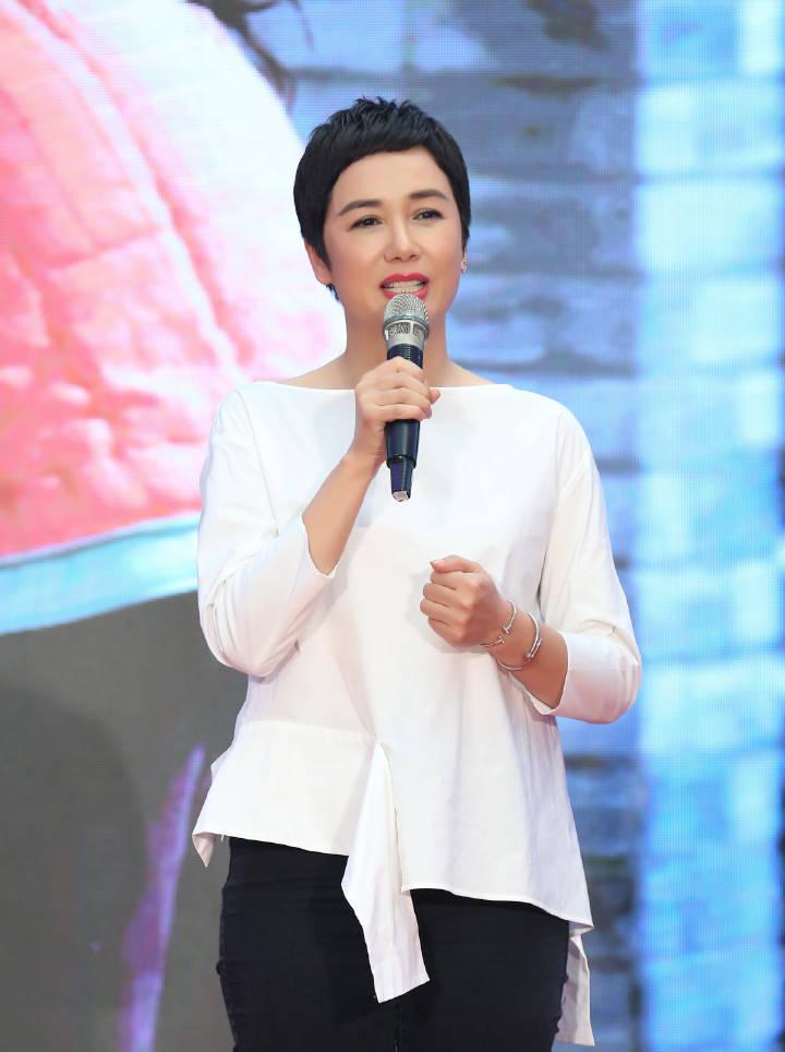 最新短發造型圖集，時尚風潮的演變與影響全解析