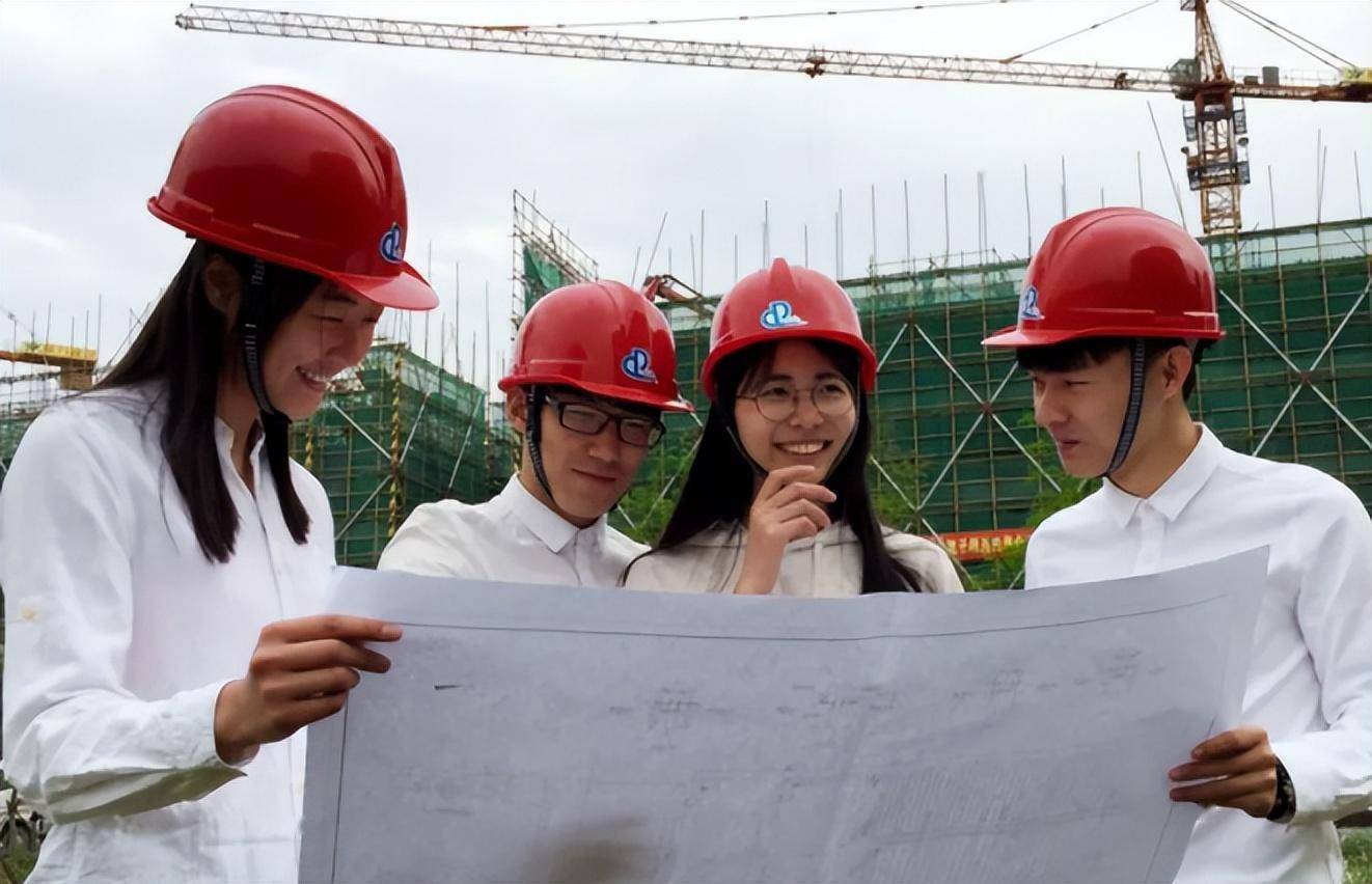 2025新奧正版資料大全,創新計劃制定_移動版34.196