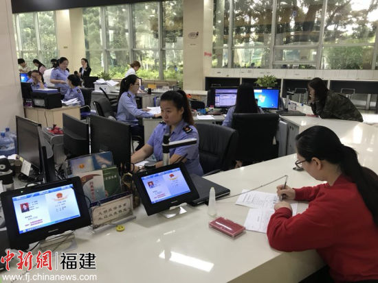 2025香港開獎記錄查詢表格,數據整合決策_視頻版96.624