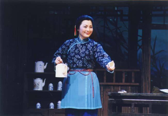 滬劇璀璨星辰，演員馬莉莉的非凡演藝之路