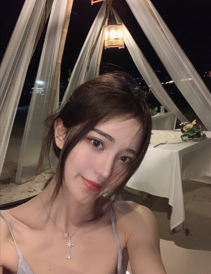 上海李雅最新門事件揭秘，小巷美食秘境背后的故事