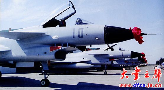 我國(guó)最新型戰(zhàn)斗機(jī)，翱翔天空的國(guó)之利刃