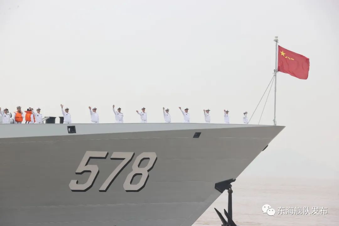 南京艦，時代鋼鐵巨艦新紀元啟航